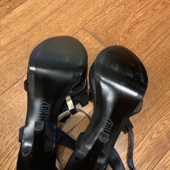 Platinum BP Heels - Picture 8 of 16